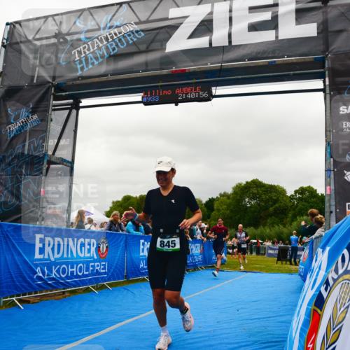 30.08.2026 - Elbe Triathlon Hamburg LAZAROV Photography http://msf.ph/oto/10084305 30.08.2026 11:41:06 Ziel 845, 920, 1302 meine-sportfotos.de