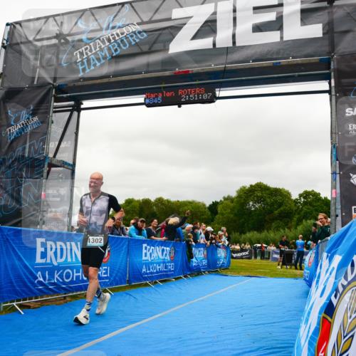 30.08.2026 - Elbe Triathlon Hamburg LAZAROV Photography http://msf.ph/oto/10084330 30.08.2026 11:41:10 Ziel 920, 1302 meine-sportfotos.de
