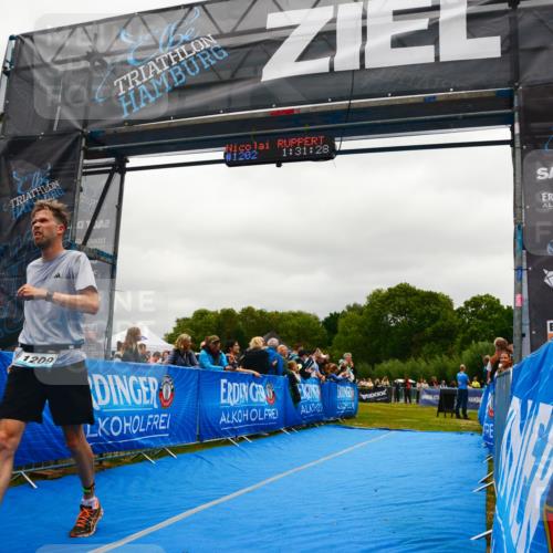 30.08.2026 - Elbe Triathlon Hamburg LAZAROV Photography http://msf.ph/oto/10084367 30.08.2026 11:41:36 Ziel 1209, 1449 meine-sportfotos.de