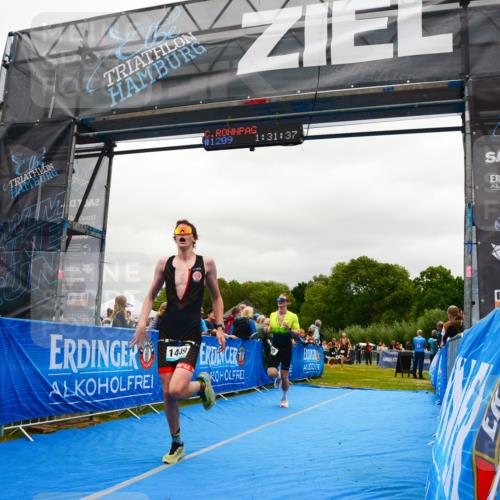 30.08.2026 - Elbe Triathlon Hamburg LAZAROV Photography http://msf.ph/oto/10084369 30.08.2026 11:41:45 Ziel 795, 1272, 1449 meine-sportfotos.de