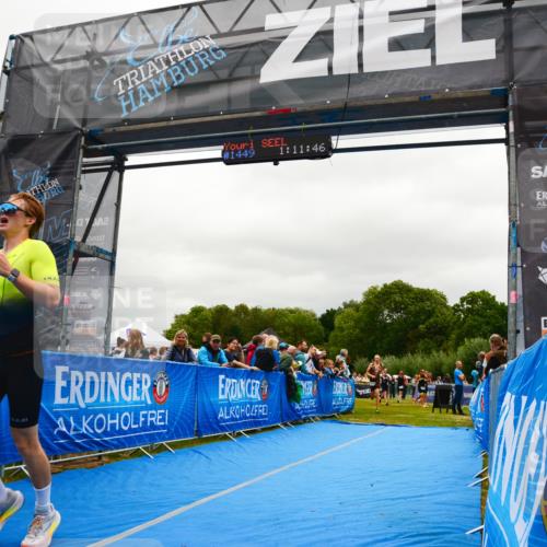 30.08.2026 - Elbe Triathlon Hamburg LAZAROV Photography http://msf.ph/oto/10084391 30.08.2026 11:41:46 Ziel 795, 1272, 1449 meine-sportfotos.de