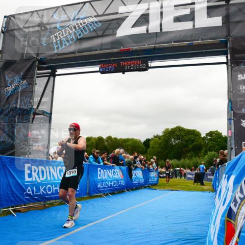 30.08.2026 - Elbe Triathlon Hamburg LAZAROV Photography http://msf.ph/oto/10084412 30.08.2026 11:41:57 Ziel 720, 1310 meine-sportfotos.de