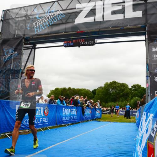 30.08.2026 - Elbe Triathlon Hamburg LAZAROV Photography http://msf.ph/oto/10084427 30.08.2026 11:42:03 Ziel 720, 1207 meine-sportfotos.de