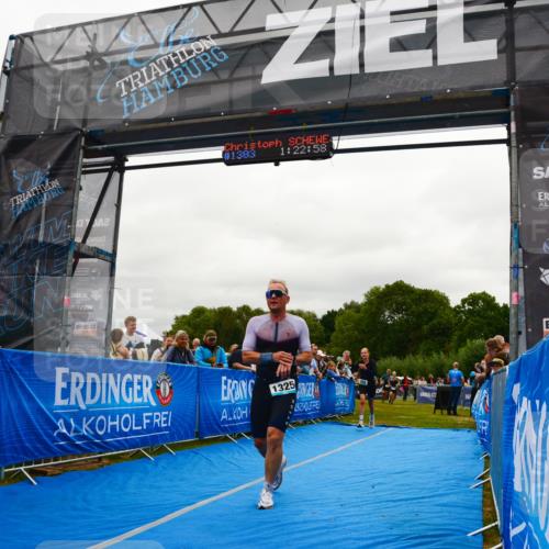 30.08.2026 - Elbe Triathlon Hamburg LAZAROV Photography http://msf.ph/oto/10084543 30.08.2026 11:43:00 Ziel 768, 805, 918, 1257, 1303, 1316, 1325 meine-sportfotos.de
