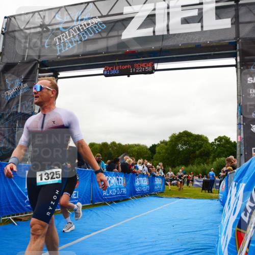 30.08.2026 - Elbe Triathlon Hamburg LAZAROV Photography http://msf.ph/oto/10084556 30.08.2026 11:43:03 Ziel 768, 805, 918, 1107, 1316, 1325 meine-sportfotos.de