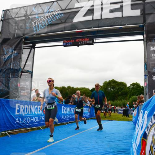 30.08.2026 - Elbe Triathlon Hamburg LAZAROV Photography http://msf.ph/oto/10084569 30.08.2026 11:43:07 Ziel 768, 918, 1107, 1316, 1324 meine-sportfotos.de