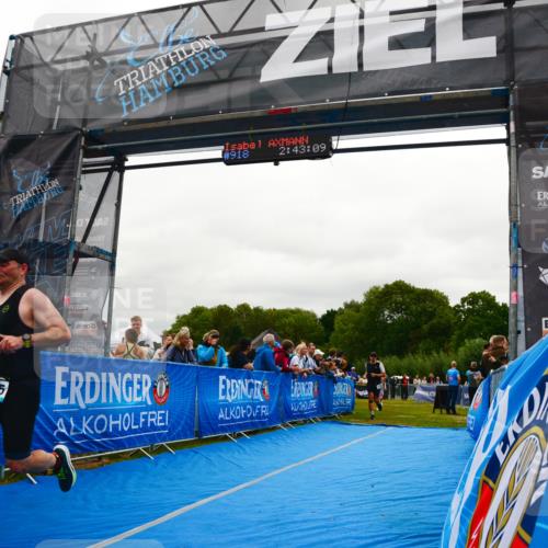 30.08.2026 - Elbe Triathlon Hamburg LAZAROV Photography http://msf.ph/oto/10084598 30.08.2026 11:43:20 Ziel 1242, 1255, 1390 meine-sportfotos.de