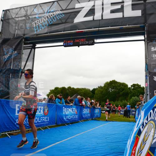 30.08.2026 - Elbe Triathlon Hamburg LAZAROV Photography http://msf.ph/oto/10084669 30.08.2026 11:43:49 Ziel 816, 847, 908, 1345, 1434 meine-sportfotos.de