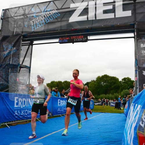 30.08.2026 - Elbe Triathlon Hamburg LAZAROV Photography http://msf.ph/oto/10084692 30.08.2026 11:43:53 Ziel 816, 847, 1345, 1353, 1434 meine-sportfotos.de