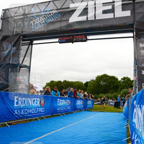 30.08.2026 - Elbe Triathlon Hamburg LAZAROV Photography http://msf.ph/oto/10084714 30.08.2026 11:43:55 Ziel 816, 847, 1345, 1353, 1434 meine-sportfotos.de