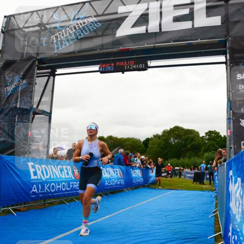 30.08.2026 - Elbe Triathlon Hamburg LAZAROV Photography http://msf.ph/oto/10084757 30.08.2026 11:44:21 Ziel 808, 875, 1239 meine-sportfotos.de