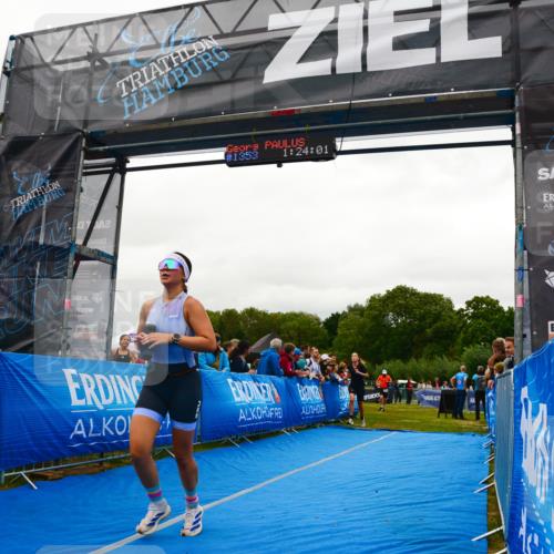 30.08.2026 - Elbe Triathlon Hamburg LAZAROV Photography http://msf.ph/oto/10084759 30.08.2026 11:44:21 Ziel 808, 875, 1239 meine-sportfotos.de