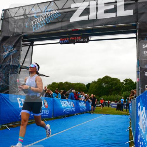 30.08.2026 - Elbe Triathlon Hamburg LAZAROV Photography http://msf.ph/oto/10084760 30.08.2026 11:44:22 Ziel 808, 875, 1239 meine-sportfotos.de