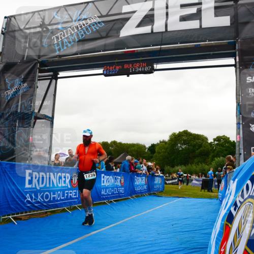 30.08.2026 - Elbe Triathlon Hamburg LAZAROV Photography http://msf.ph/oto/10084779 30.08.2026 11:44:28 Ziel 395, 875, 1154, 1161, 1239 meine-sportfotos.de