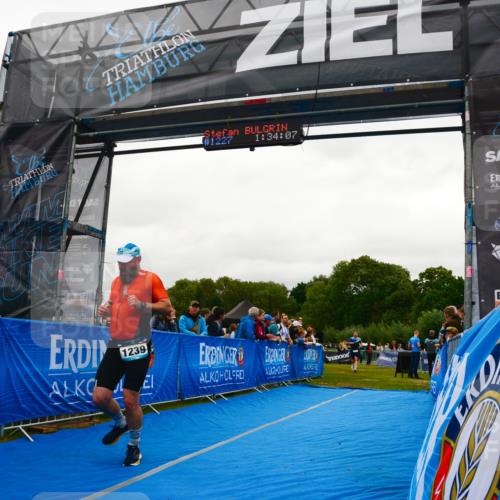 30.08.2026 - Elbe Triathlon Hamburg LAZAROV Photography http://msf.ph/oto/10084783 30.08.2026 11:44:28 Ziel 395, 875, 1154, 1161, 1239 meine-sportfotos.de