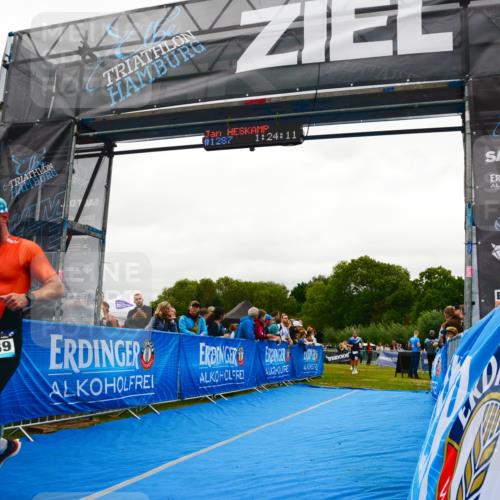 30.08.2026 - Elbe Triathlon Hamburg LAZAROV Photography http://msf.ph/oto/10084790 30.08.2026 11:44:29 Ziel 395, 1154, 1161, 1239 meine-sportfotos.de