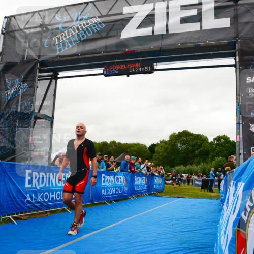 30.08.2026 - Elbe Triathlon Hamburg LAZAROV Photography http://msf.ph/oto/10084911 30.08.2026 11:45:12 Ziel 710, 1265 meine-sportfotos.de