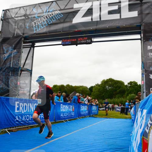 30.08.2026 - Elbe Triathlon Hamburg LAZAROV Photography http://msf.ph/oto/10084921 30.08.2026 11:45:17 Ziel 547, 1265 meine-sportfotos.de