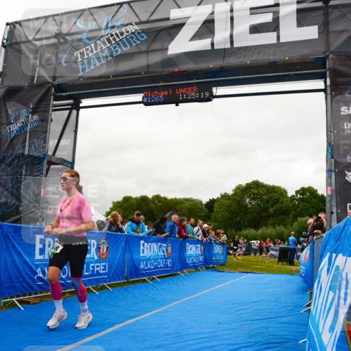 30.08.2026 - Elbe Triathlon Hamburg LAZAROV Photography http://msf.ph/oto/10084965 30.08.2026 11:45:32 Ziel 868, 969, 985 meine-sportfotos.de