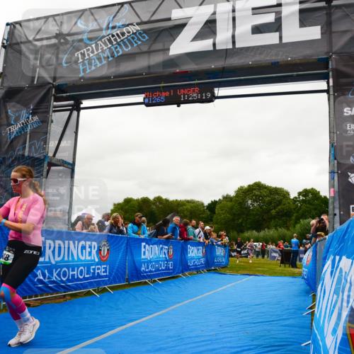 30.08.2026 - Elbe Triathlon Hamburg LAZAROV Photography http://msf.ph/oto/10084969 30.08.2026 11:45:32 Ziel 868, 969, 985 meine-sportfotos.de