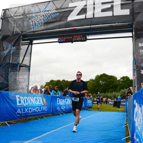 30.08.2026 - Elbe Triathlon Hamburg LAZAROV Photography http://msf.ph/oto/10084974 30.08.2026 11:45:40 Ziel 985, 1248, 1299 meine-sportfotos.de