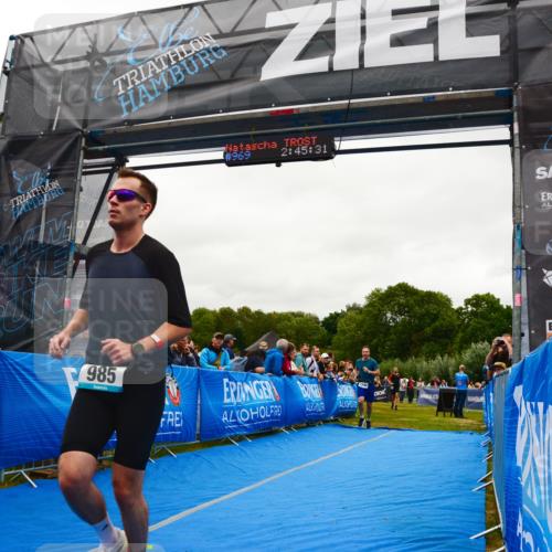 30.08.2026 - Elbe Triathlon Hamburg LAZAROV Photography http://msf.ph/oto/10084984 30.08.2026 11:45:41 Ziel 985, 1248, 1299 meine-sportfotos.de