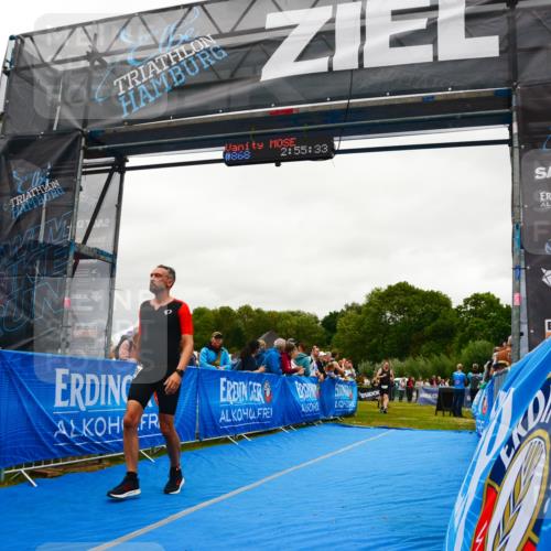 30.08.2026 - Elbe Triathlon Hamburg LAZAROV Photography http://msf.ph/oto/10085002 30.08.2026 11:45:48 Ziel 713, 1299 meine-sportfotos.de