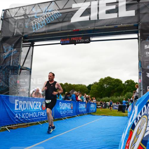 30.08.2026 - Elbe Triathlon Hamburg LAZAROV Photography http://msf.ph/oto/10085013 30.08.2026 11:45:55 Ziel 713, 1338 meine-sportfotos.de