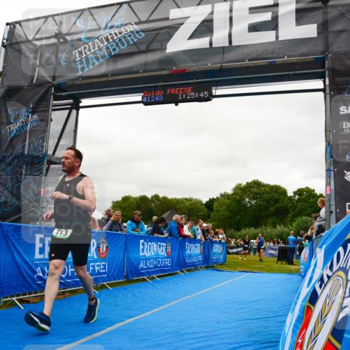 30.08.2026 - Elbe Triathlon Hamburg LAZAROV Photography http://msf.ph/oto/10085018 30.08.2026 11:45:56 Ziel 713, 1338 meine-sportfotos.de