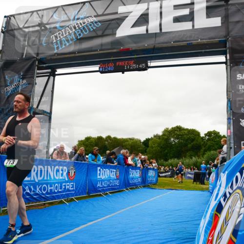 30.08.2026 - Elbe Triathlon Hamburg LAZAROV Photography http://msf.ph/oto/10085023 30.08.2026 11:45:56 Ziel 713, 1338 meine-sportfotos.de