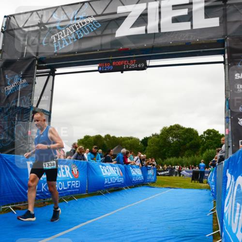 30.08.2026 - Elbe Triathlon Hamburg LAZAROV Photography http://msf.ph/oto/10085030 30.08.2026 11:46:01 Ziel 1338 meine-sportfotos.de