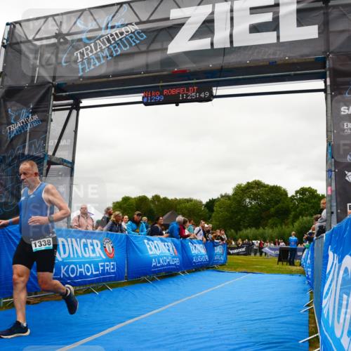 30.08.2026 - Elbe Triathlon Hamburg LAZAROV Photography http://msf.ph/oto/10085031 30.08.2026 11:46:02 Ziel 1338 meine-sportfotos.de