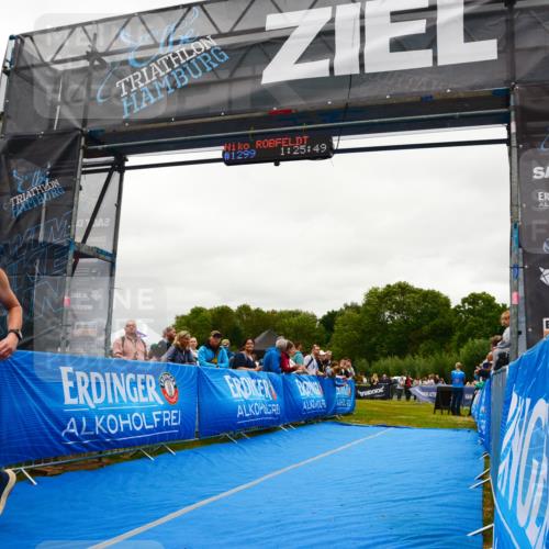30.08.2026 - Elbe Triathlon Hamburg LAZAROV Photography http://msf.ph/oto/10085035 30.08.2026 11:46:02 Ziel 1338 meine-sportfotos.de