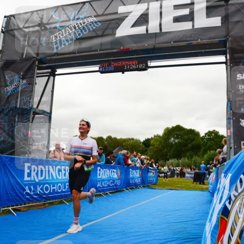 30.08.2026 - Elbe Triathlon Hamburg LAZAROV Photography http://msf.ph/oto/10085041 30.08.2026 11:46:12 Ziel 873 meine-sportfotos.de