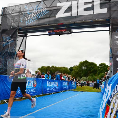 30.08.2026 - Elbe Triathlon Hamburg LAZAROV Photography http://msf.ph/oto/10085044 30.08.2026 11:46:13 Ziel 873 meine-sportfotos.de