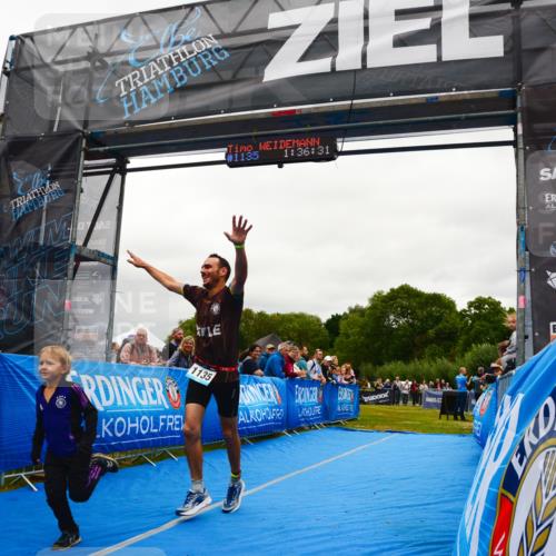 30.08.2026 - Elbe Triathlon Hamburg LAZAROV Photography http://msf.ph/oto/10085052 30.08.2026 11:46:30 Ziel 1135 meine-sportfotos.de