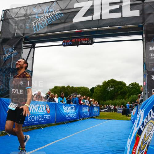 30.08.2026 - Elbe Triathlon Hamburg LAZAROV Photography http://msf.ph/oto/10085060 30.08.2026 11:46:31 Ziel 1135 meine-sportfotos.de