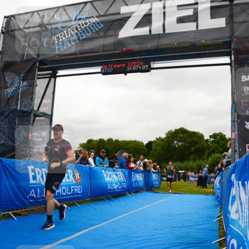 30.08.2026 - Elbe Triathlon Hamburg LAZAROV Photography http://msf.ph/oto/10085116 30.08.2026 11:47:12 Ziel 1294, 1311, 1379 meine-sportfotos.de