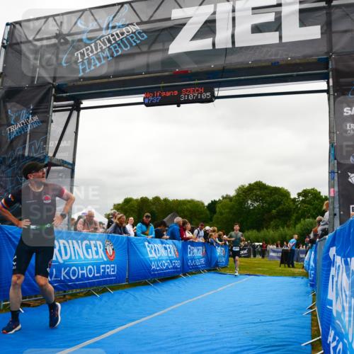 30.08.2026 - Elbe Triathlon Hamburg LAZAROV Photography http://msf.ph/oto/10085122 30.08.2026 11:47:13 Ziel 1311, 1379 meine-sportfotos.de