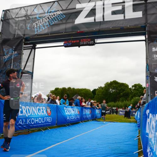 30.08.2026 - Elbe Triathlon Hamburg LAZAROV Photography http://msf.ph/oto/10085124 30.08.2026 11:47:13 Ziel 1311, 1379 meine-sportfotos.de
