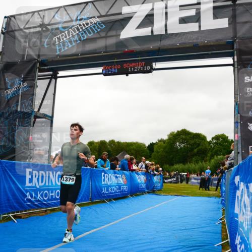 30.08.2026 - Elbe Triathlon Hamburg LAZAROV Photography http://msf.ph/oto/10085131 30.08.2026 11:47:16 Ziel 1379 meine-sportfotos.de