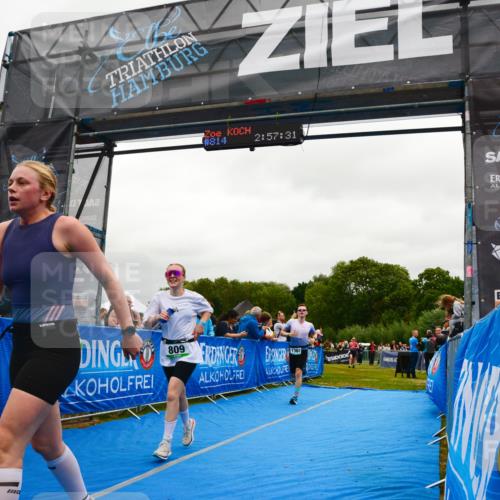 30.08.2026 - Elbe Triathlon Hamburg LAZAROV Photography http://msf.ph/oto/10085152 30.08.2026 11:47:31 Ziel 809, 814, 828, 857, 1383 meine-sportfotos.de