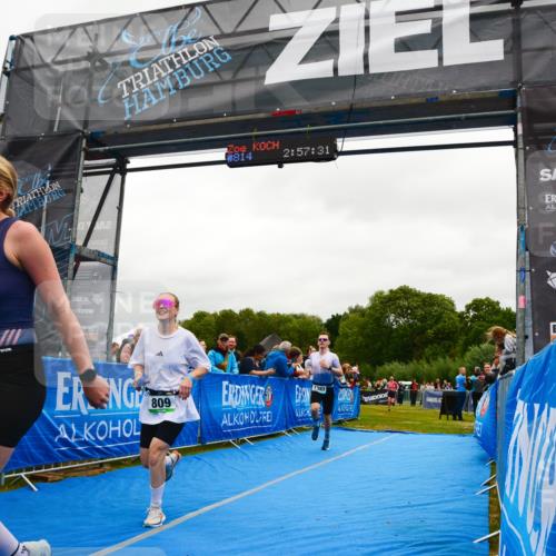 30.08.2026 - Elbe Triathlon Hamburg LAZAROV Photography http://msf.ph/oto/10085154 30.08.2026 11:47:31 Ziel 809, 814, 828, 857, 1383 meine-sportfotos.de