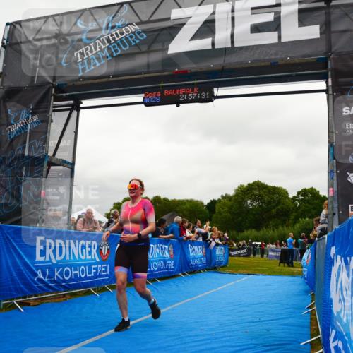 30.08.2026 - Elbe Triathlon Hamburg LAZAROV Photography http://msf.ph/oto/10085182 30.08.2026 11:47:39 Ziel 857 meine-sportfotos.de