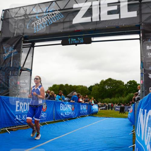 30.08.2026 - Elbe Triathlon Hamburg LAZAROV Photography http://msf.ph/oto/10085247 30.08.2026 11:48:31 Ziel 965 meine-sportfotos.de