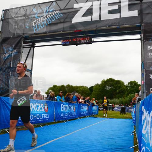 30.08.2026 - Elbe Triathlon Hamburg LAZAROV Photography http://msf.ph/oto/10085266 30.08.2026 11:48:47 Ziel 793, 1087 meine-sportfotos.de