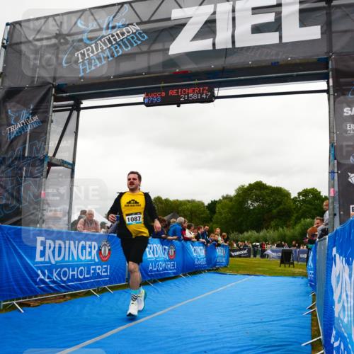 30.08.2026 - Elbe Triathlon Hamburg LAZAROV Photography http://msf.ph/oto/10085267 30.08.2026 11:48:50 Ziel 1087 meine-sportfotos.de