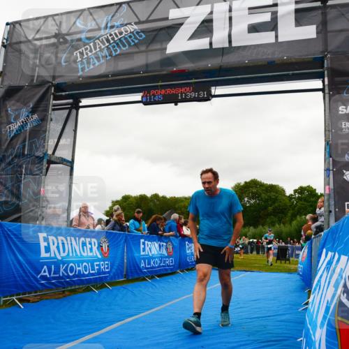 30.08.2026 - Elbe Triathlon Hamburg LAZAROV Photography http://msf.ph/oto/10085356 30.08.2026 11:49:32 Ziel 1145, 1252, 1363 meine-sportfotos.de