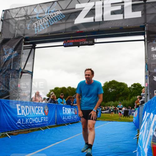 30.08.2026 - Elbe Triathlon Hamburg LAZAROV Photography http://msf.ph/oto/10085362 30.08.2026 11:49:32 Ziel 1145, 1252, 1363 meine-sportfotos.de