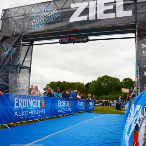 30.08.2026 - Elbe Triathlon Hamburg LAZAROV Photography http://msf.ph/oto/10085384 30.08.2026 11:49:46 Ziel 939, 1412 meine-sportfotos.de